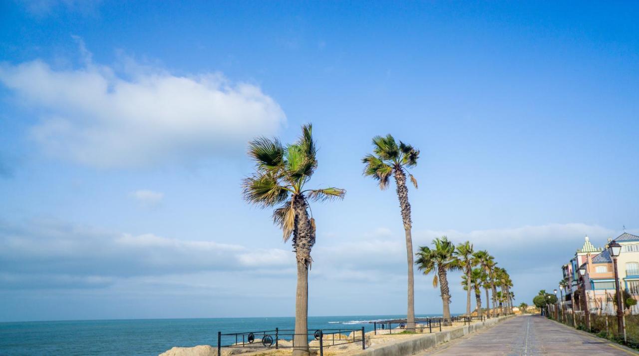 R&B Puerto Sherry Abohem إل بويرتو دي سانتا ماريا المظهر الخارجي الصورة